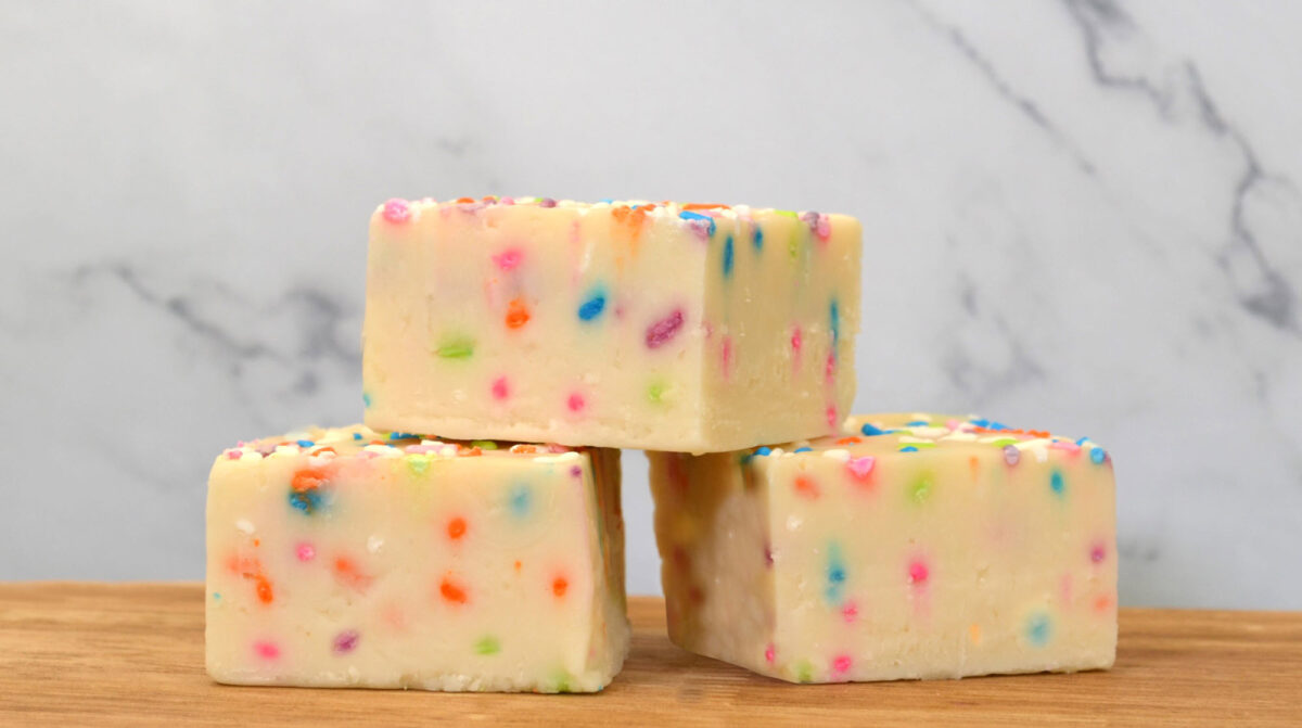 ORDER BIRTHDAY CAKE FUDGE ONLINE